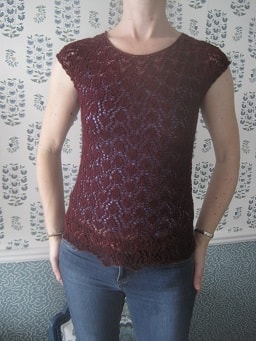 Ruby Lace Top cap sleeved